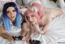 Cosplay With Happy Ending