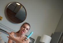 Amanda Clarke Uses A Sex Toy To Pleasure Her Hungry Pussy In VR Today