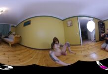 Cherr Virtual Reality VR360 Nude Photo Session Backstage