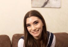 Horny Student, Elise Moon, Wants To Taste Sperm