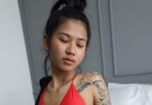 Skinny Asian Bargirl Spotted On A Beach And Banged In HotelRoom