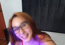 Nerd Teen With Big Tits VR 3D