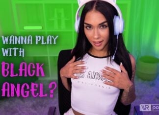 Erotic Gaming Session starring Black Angel (Passthrough)