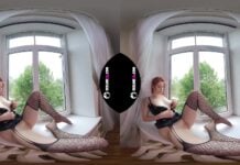 Margarita Young Teen Virtual 3D Strip On The Window