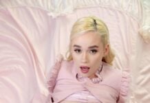 Wicked: Glinda (A Porn Parody)