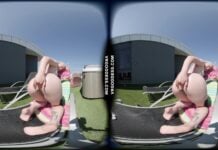 Pale Brille Fingering Herself Outdoors Under The Hot Sun With Oil