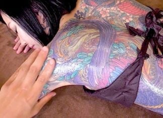 The Beautiful Woman With A Lot Of Tattoos Is Given An Relaxant And Fucked! 1/2